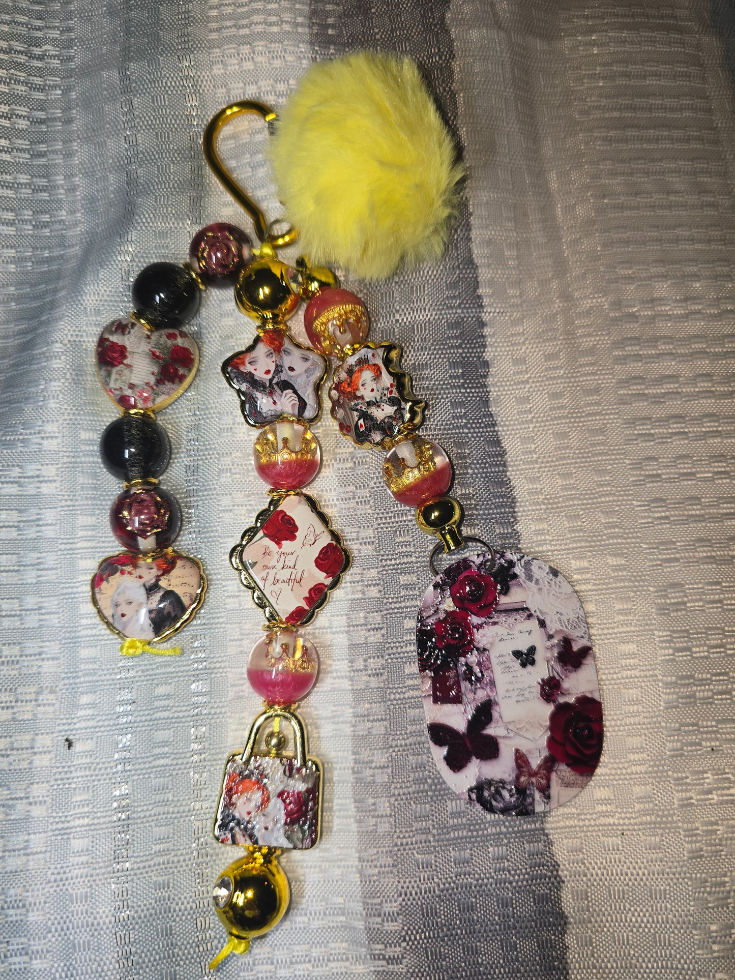 Queen Junk Keychain