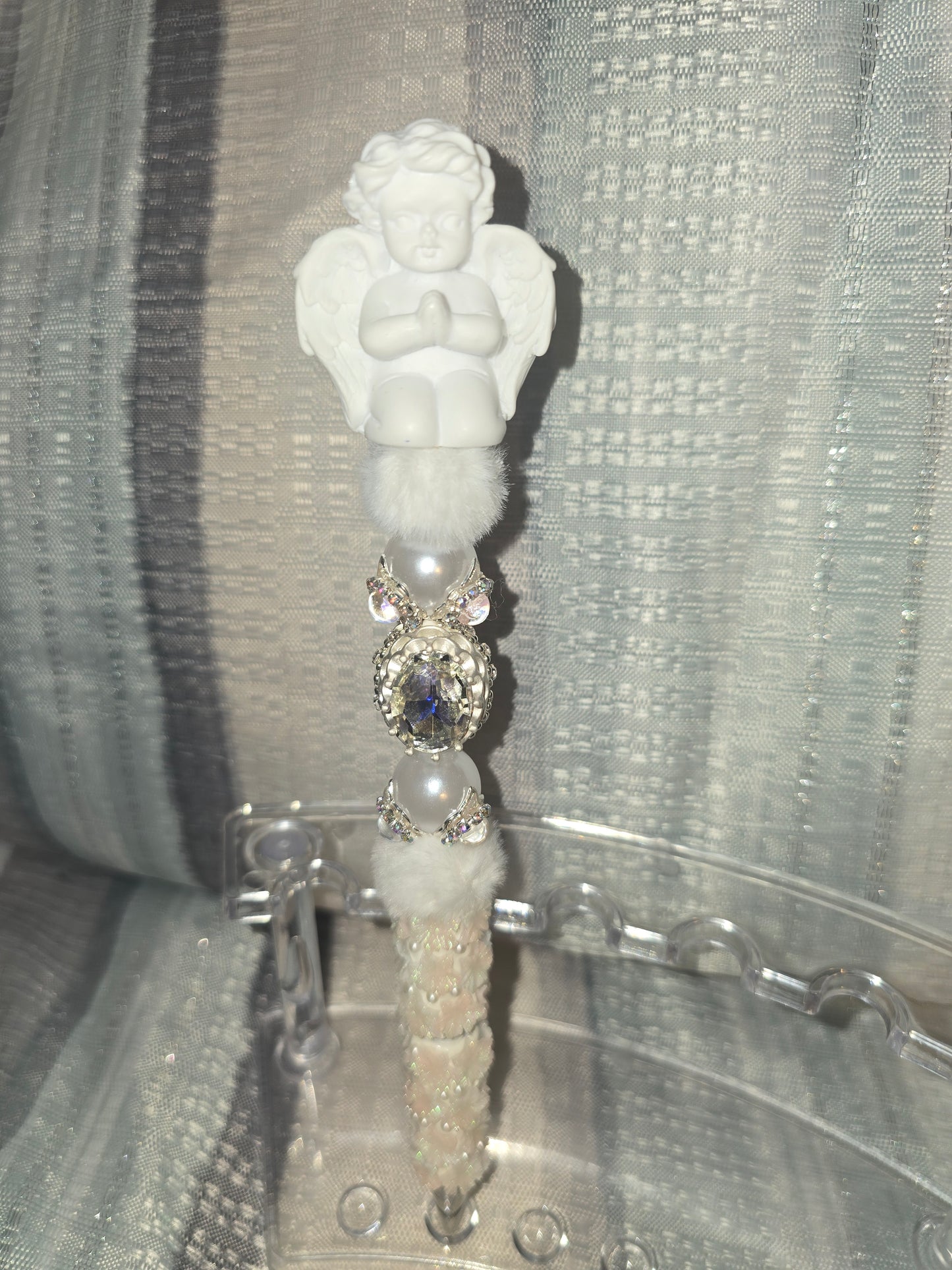 Kneeling Angel  Lux Pen