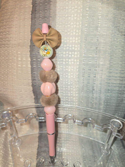 Sandy Squirrel Pen